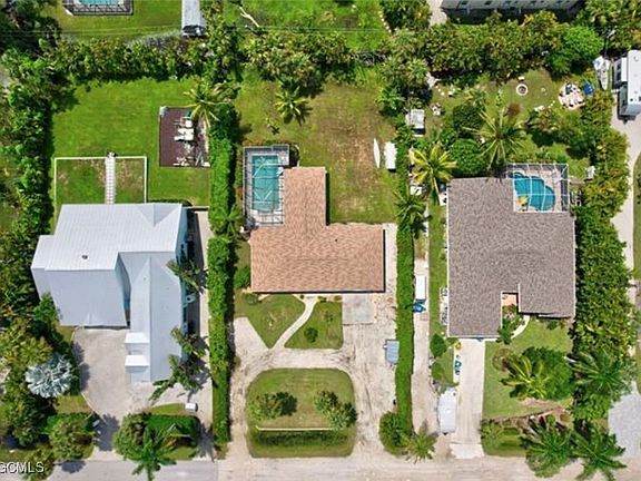 3rd image of 16320 Arbor Ridge Dr