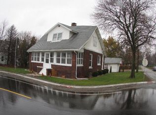 203 N Main St, Henning, IL 61848