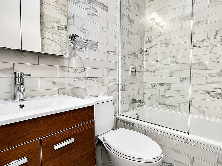 28 E 130th St #1F — Photo 5