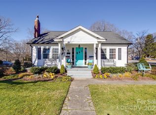 502 W Trade St, Dallas, NC 28034