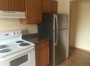 1444 32nd St S APT 101, Fargo, ND 58103