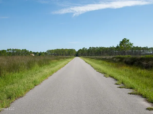 Grand Bature Rd, Pascagoula, MS 39581