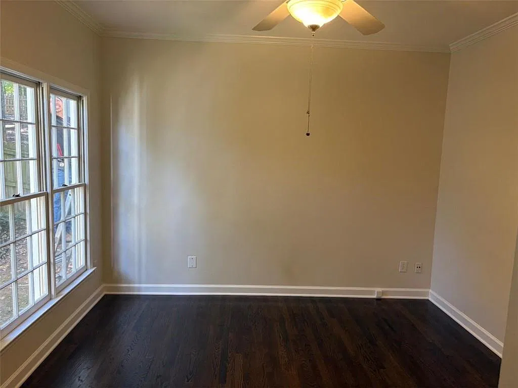 4 bed, 3.0 bath, 2750 sqft, $4,000 — Photo 4