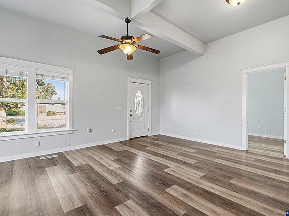 5th image of 208 N 15th St