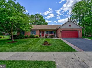 112 E 6th St, Lititz, PA 17543