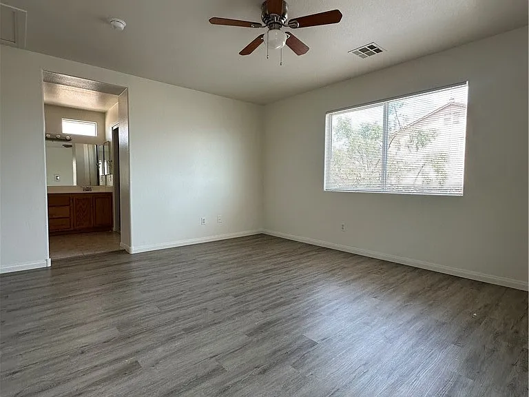 11056 Piedmont Valley Ave — Photo 15