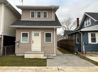12 Maple Ter, Staten Island, NY 10306