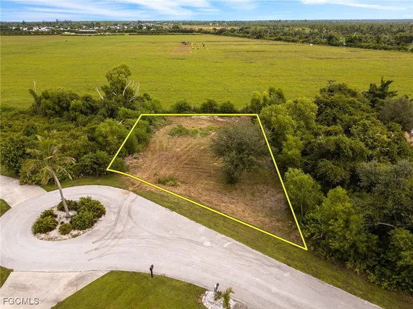 4491 Pine Hill Ct, Saint James City, FL 33956