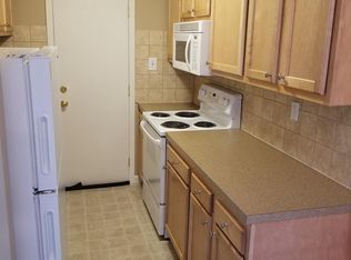 740 Sweinhart Rd APT F2, Boyertown, PA 19512