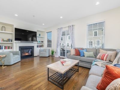 171 Roosevelt Dr #2404, Wood Ridge, NJ, 07075