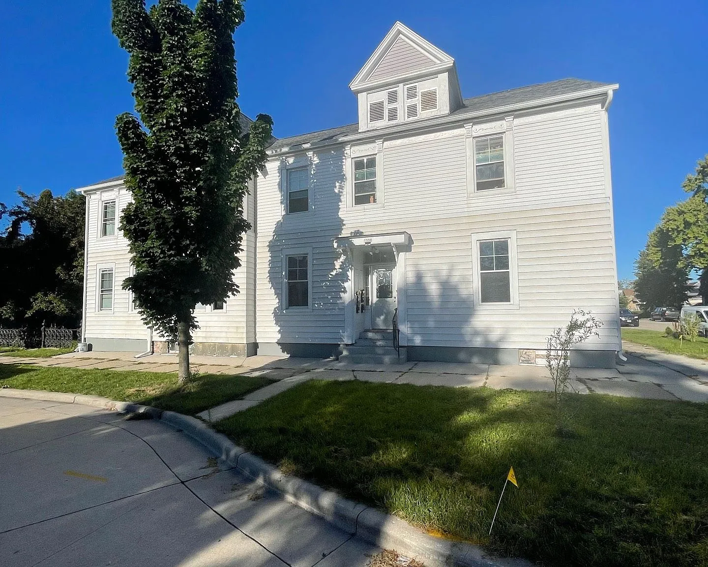 1330 N 12th St. (9 Unit) — Photo 1