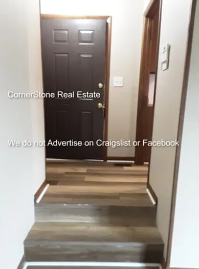 3 bed, 2.0 bath, 1295 sqft, $1,495 — Photo 4
