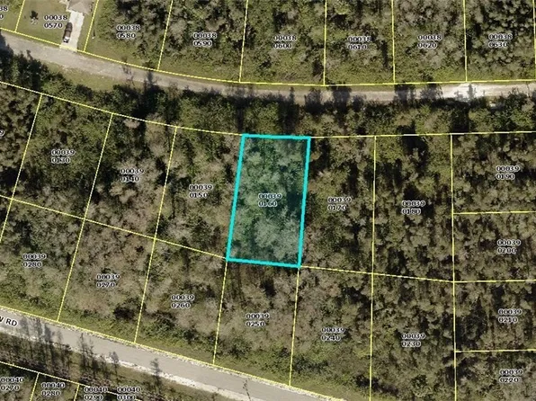 640 Lydia St, Lehigh Acres, FL 33974