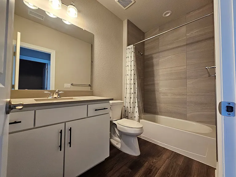 255 Rogers Ct — Photo 24