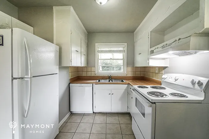 933 Clay Rd SW — Photo 6