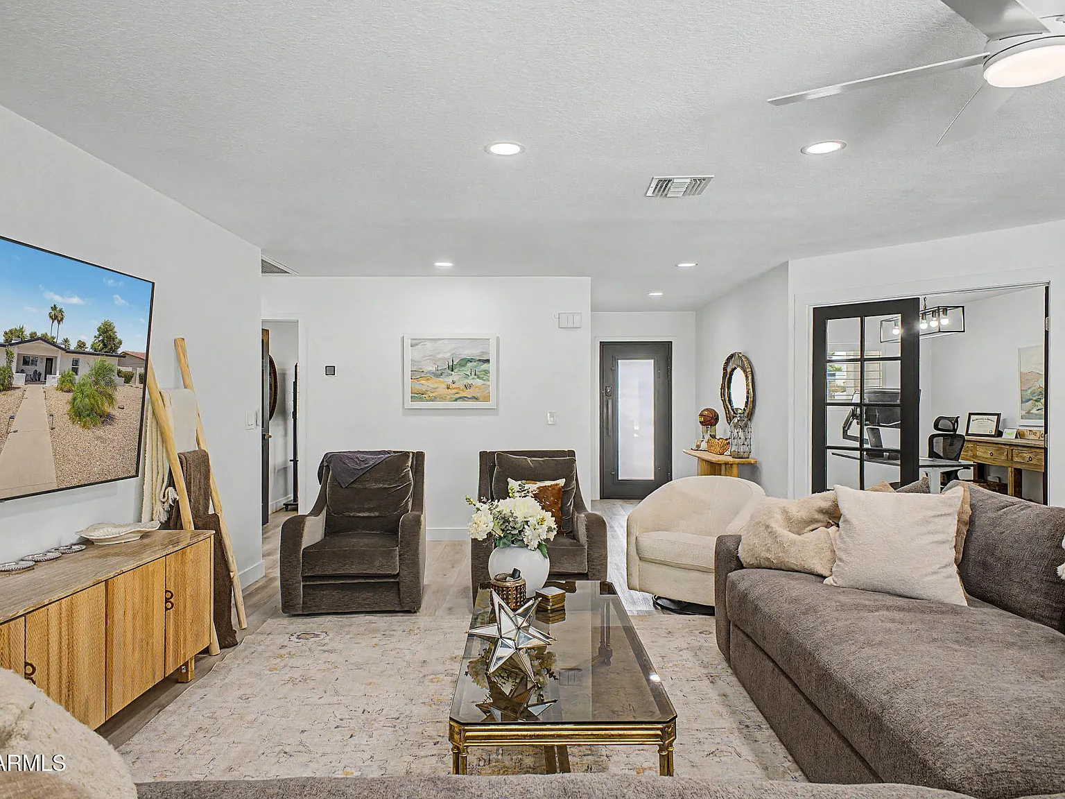 3 bed, 2.0 bath, 1914 sqft, $4,250 — Photo 3