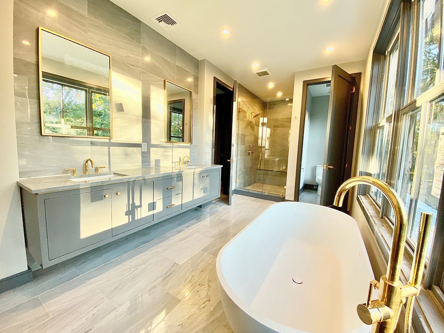  Master bath