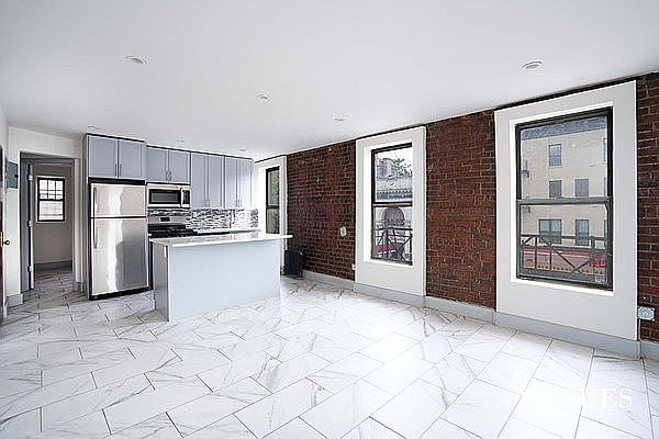 1st image of 209 E 116th St #5D