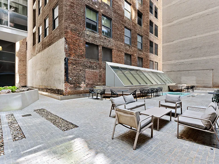 400 Park Ave S #35B — Photo 23