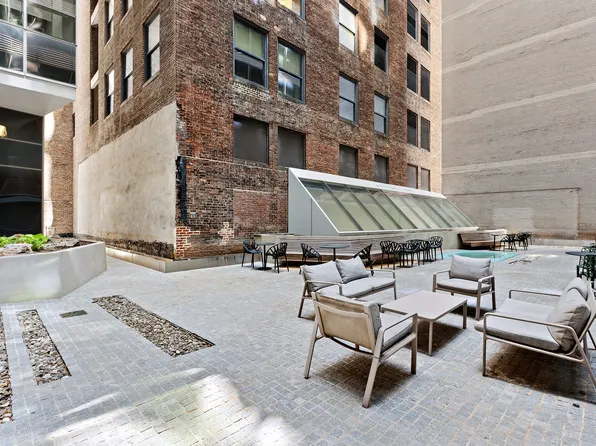 400 Park Avenue South image 22 of 24