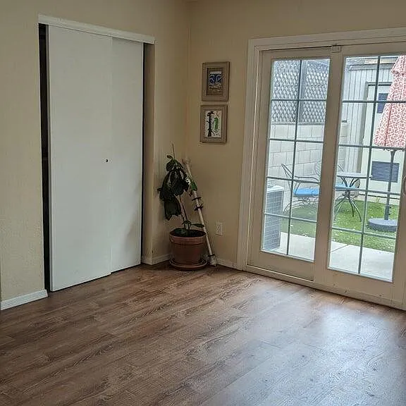 2717 N Pacific Dr — Photo 15