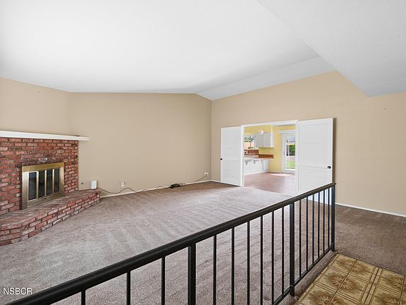 5th image of 1610 Coral Dr