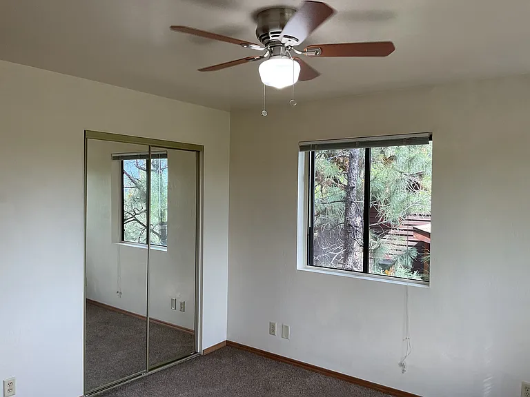 920 W Grand Canyon Ave #10 — Photo 14