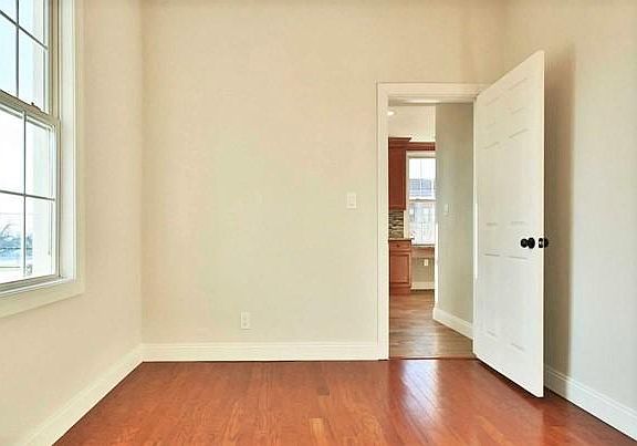 Large Bedroom