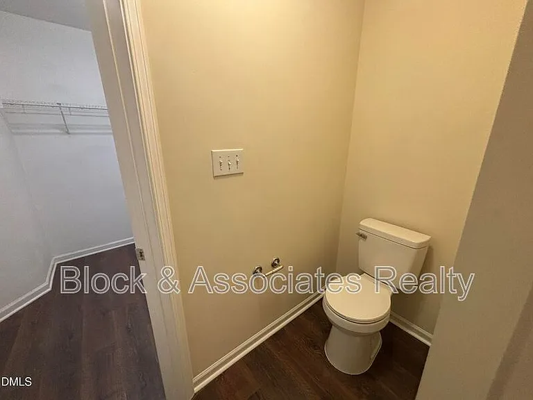 27 Great View Ct — Photo 41