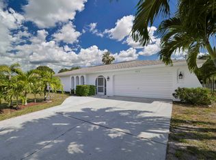 822 SW 54th Ln, Cape Coral, FL 33914