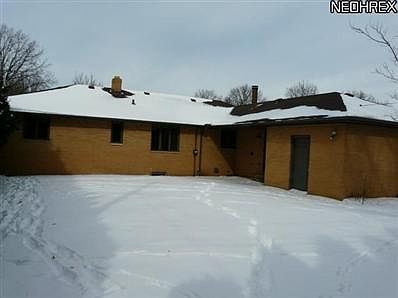 3rd image of 13791 Claremont Ave