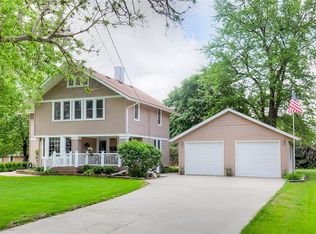 102 W McMurray St, Prairie City, IA 50228