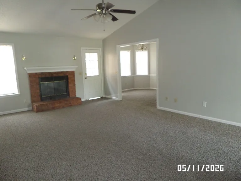631 Windhaven Dr — Photo 8