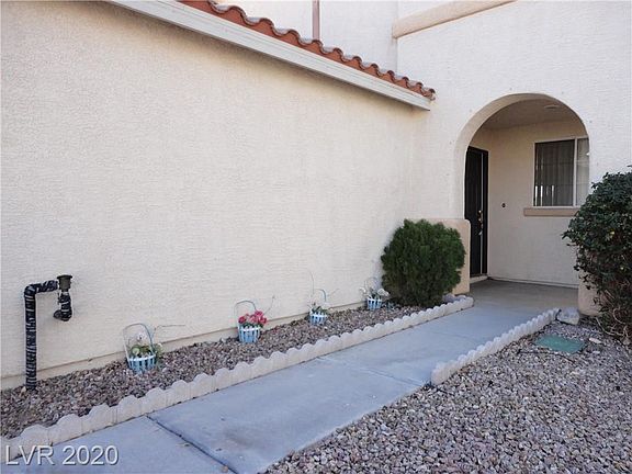 3rd image of 7849 Lovely Pine Pl