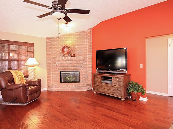 3rd image of 1155 Silver Spur Ct