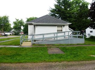 503 N Linden St, Clinton, IL 61727