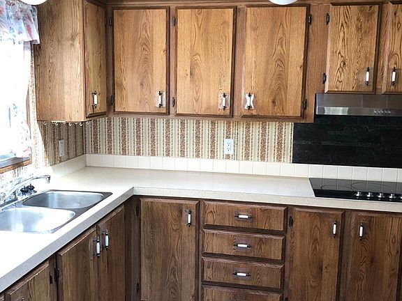 5th image of 145 King Edward St #69