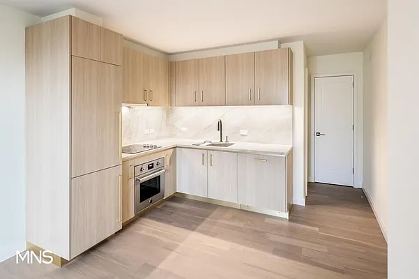 Rented by MNS Marketing | media 29