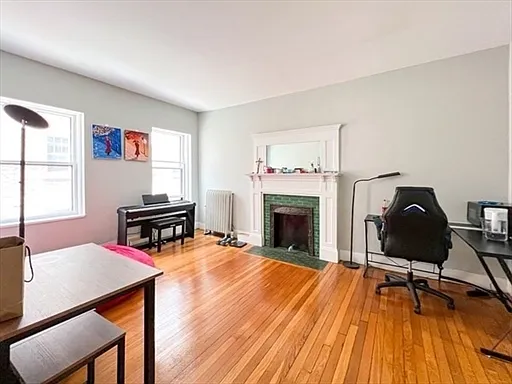 1307 Commonwealth Ave #7 — Photo 2