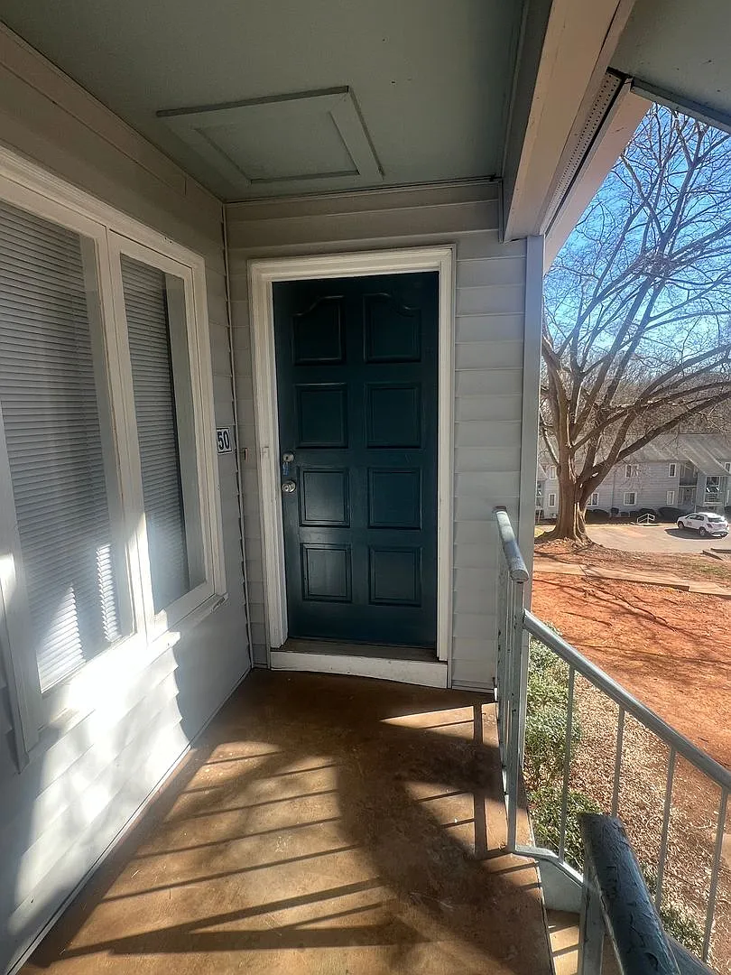 1 Bedroom/ 1 Bathroom Condo for ONLY $950.00 — Photo 3