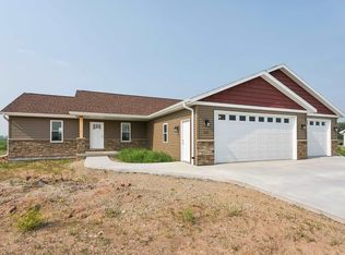 636 Deerview Dr, Reedsville, WI 54230