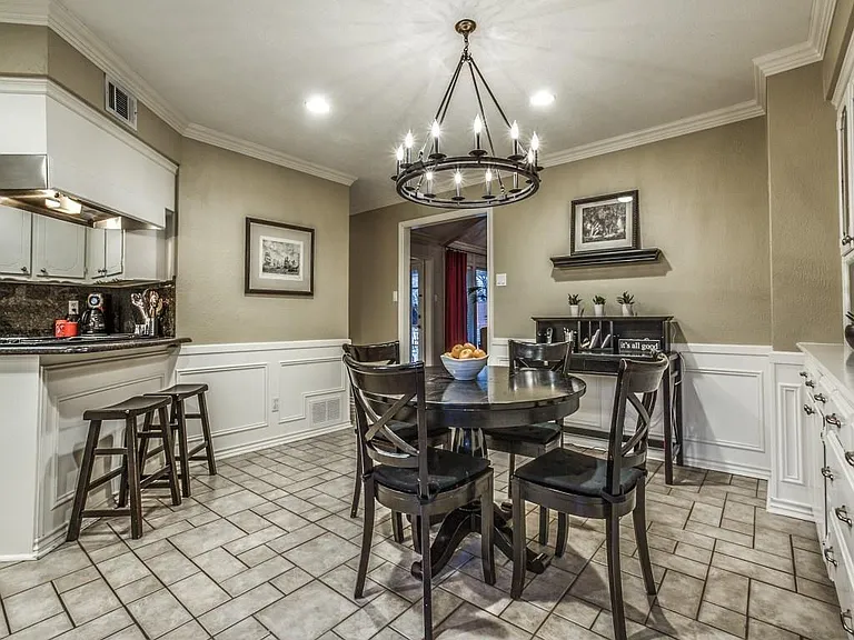 11140 Russwood Cir — Photo 10
