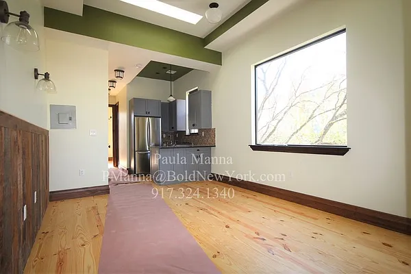 Rented by Bold New York | media 40