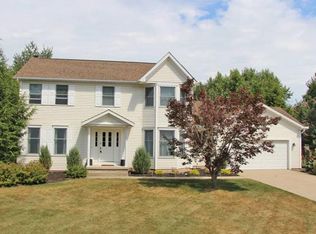 6658 Richardson Rd, Fairview, PA 16415
