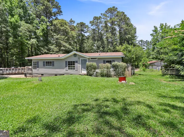 765 Pebblebrook Rd, Woodbury, GA 30293