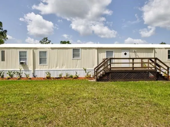 501 Andretti Rd, Venus, FL 33960