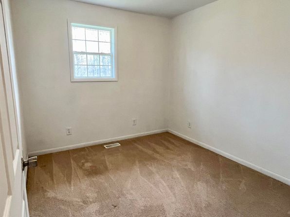 9162 E 400 S, Upland, IN 46989