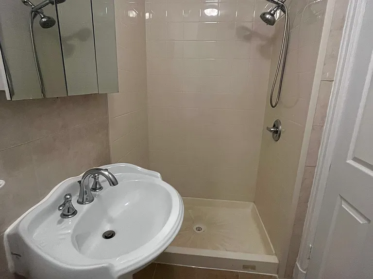 120 Norwood Ave #3 — Photo 12
