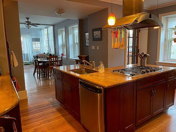 5th image of 123 E Mount Pleasant Ave