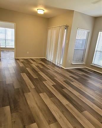 4th image of 2025 Augusta Dr APT 301